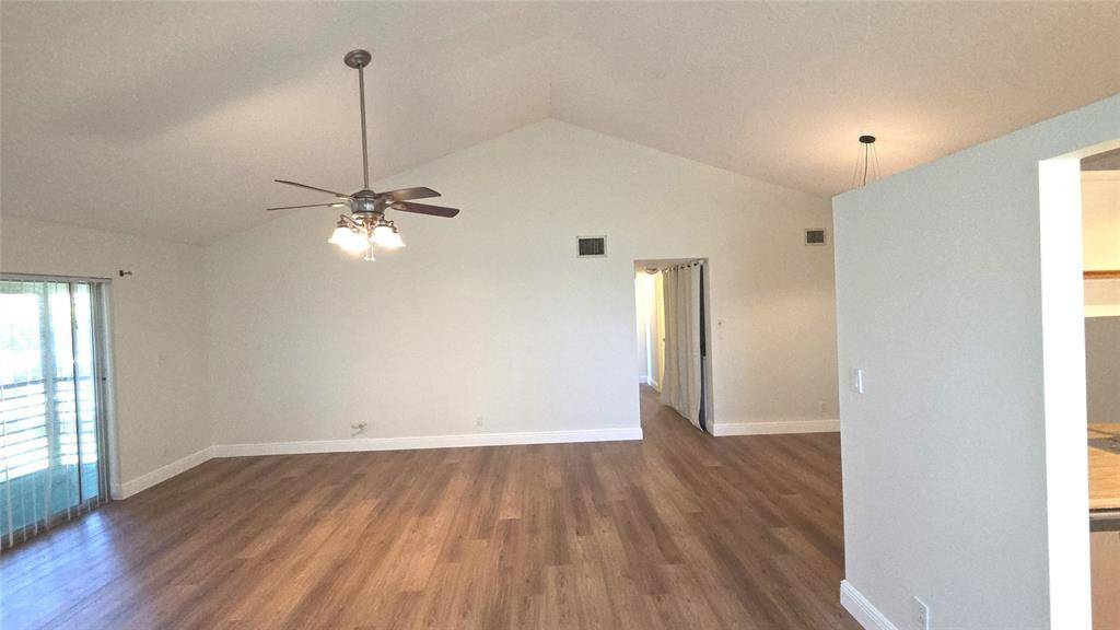 Pompano Beach, FL 33069,608 Gardens Dr #204