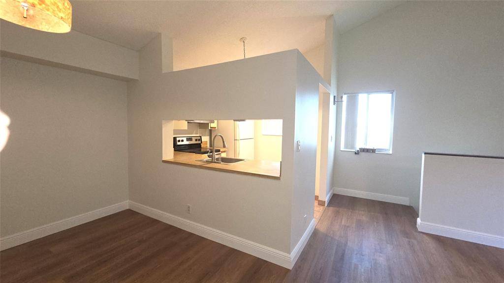 Pompano Beach, FL 33069,608 Gardens Dr #204