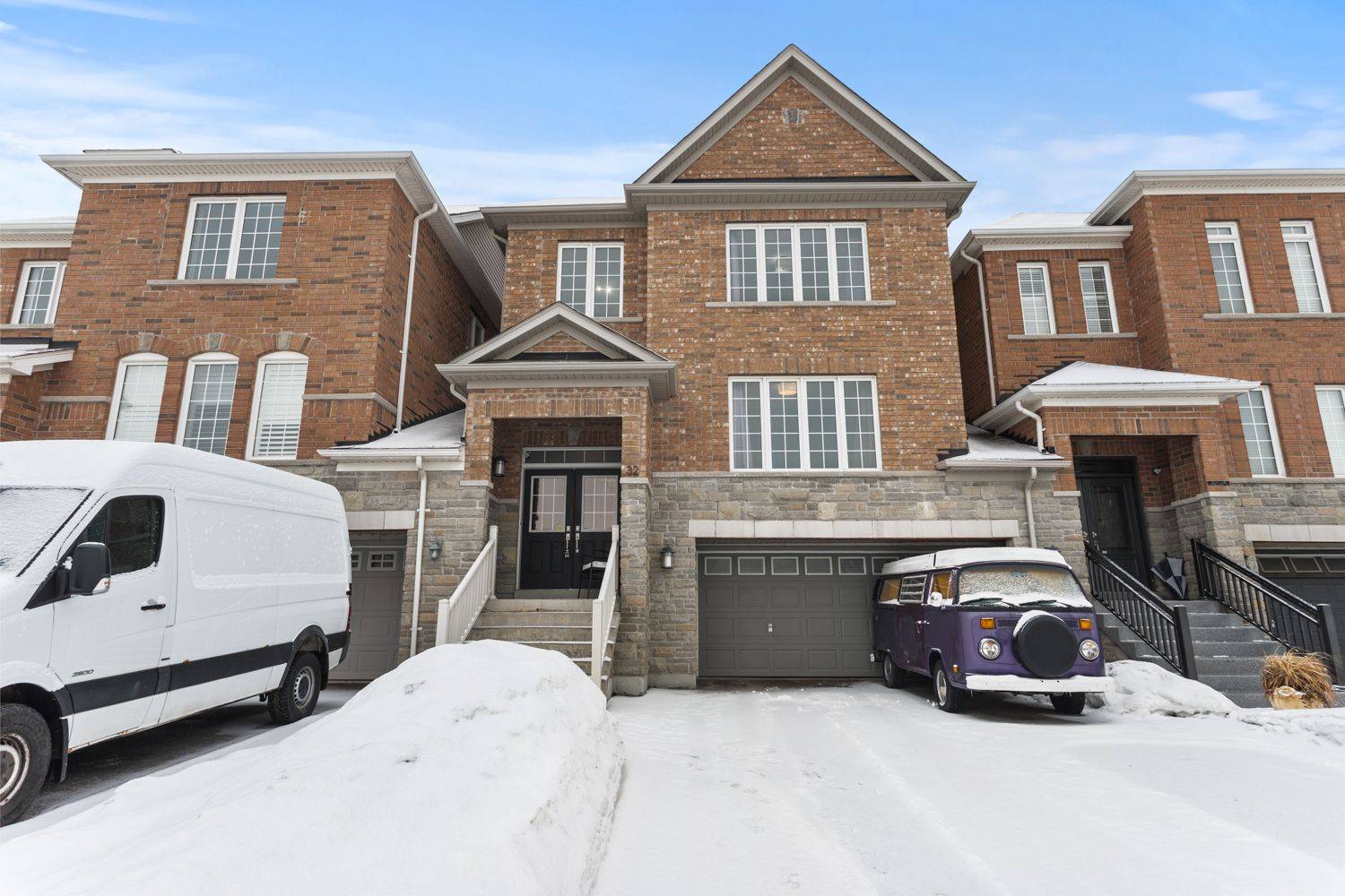 Brock, ON L0C 1H0,32 Rennie ST