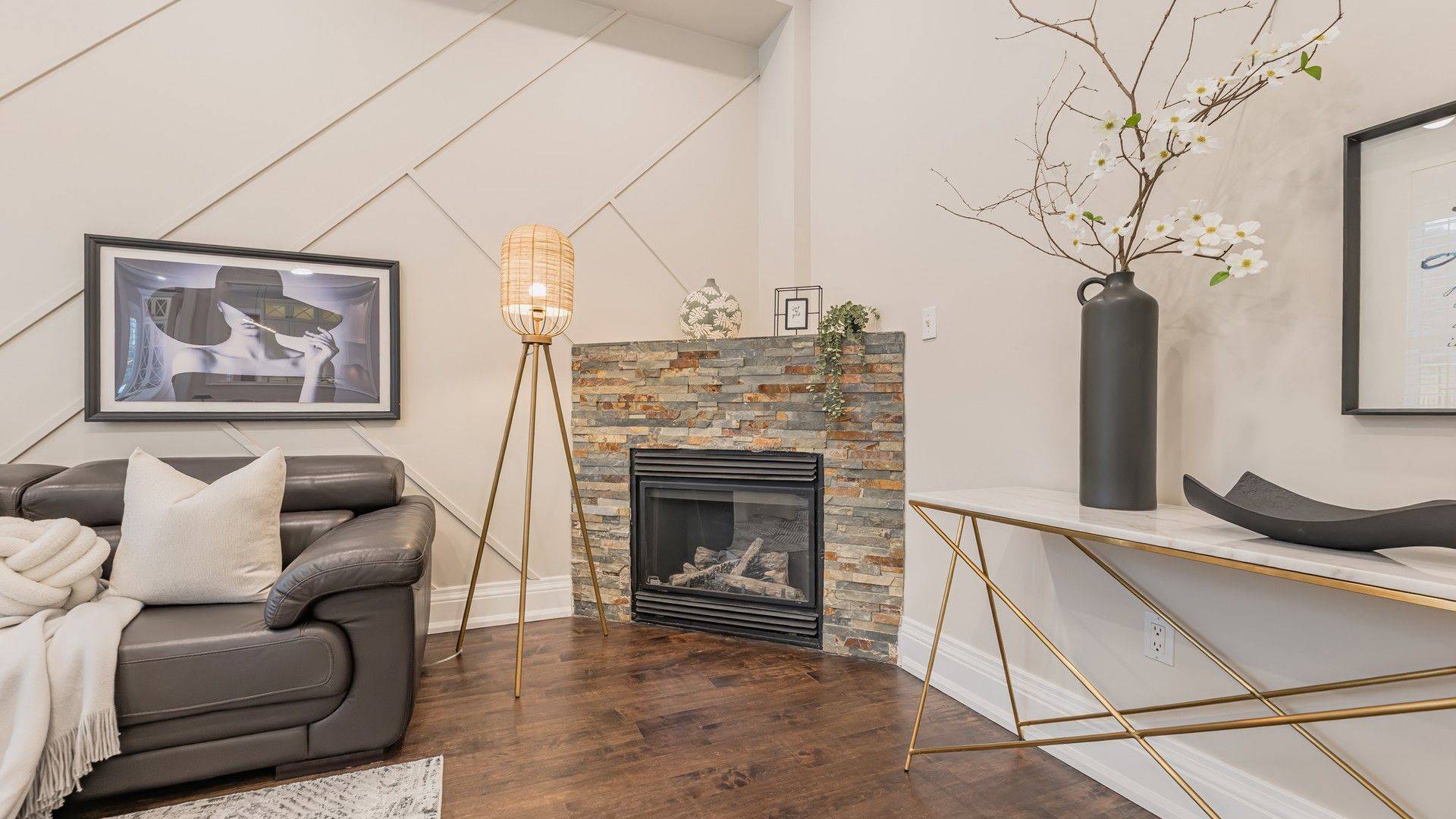 Richmond Hill, ON L4E 3H3,275 Sunset Beach RD