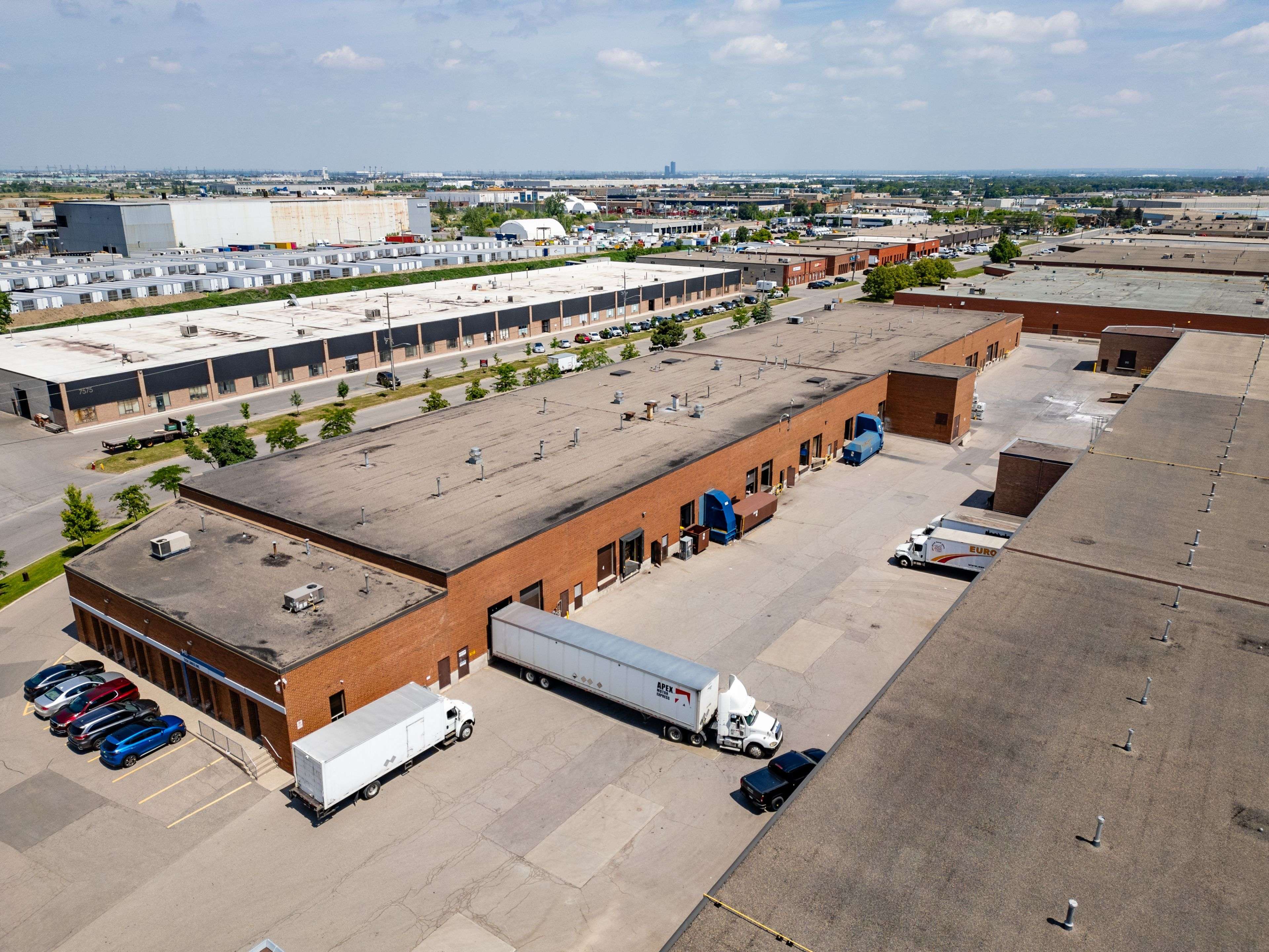 Mississauga, ON L5S 1M6,7634 Kimbel ST #22-23