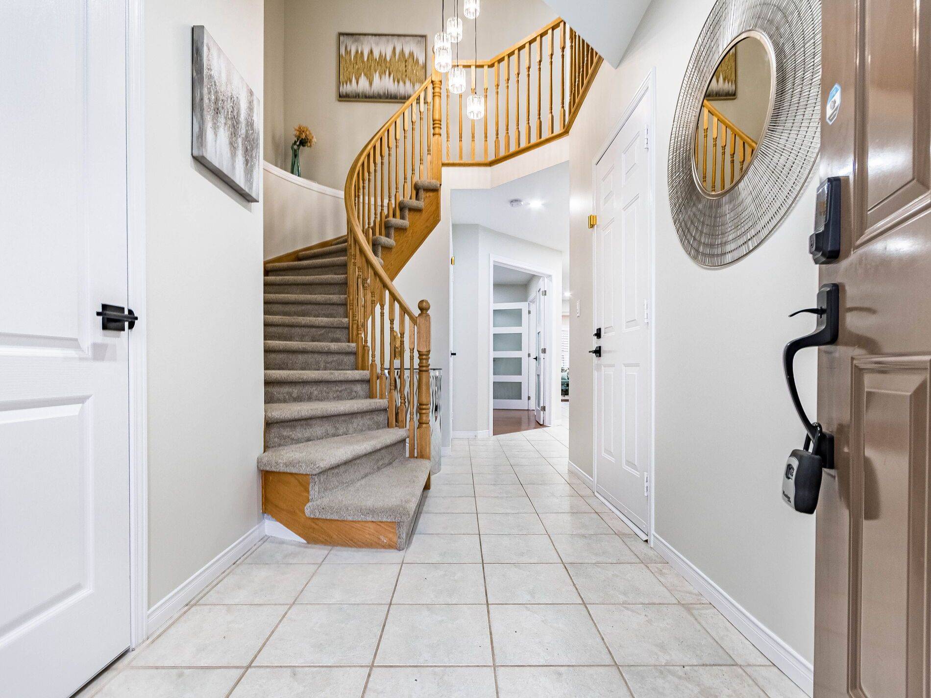 Burlington, ON L7M 4L7,4110 Forest Run AVE