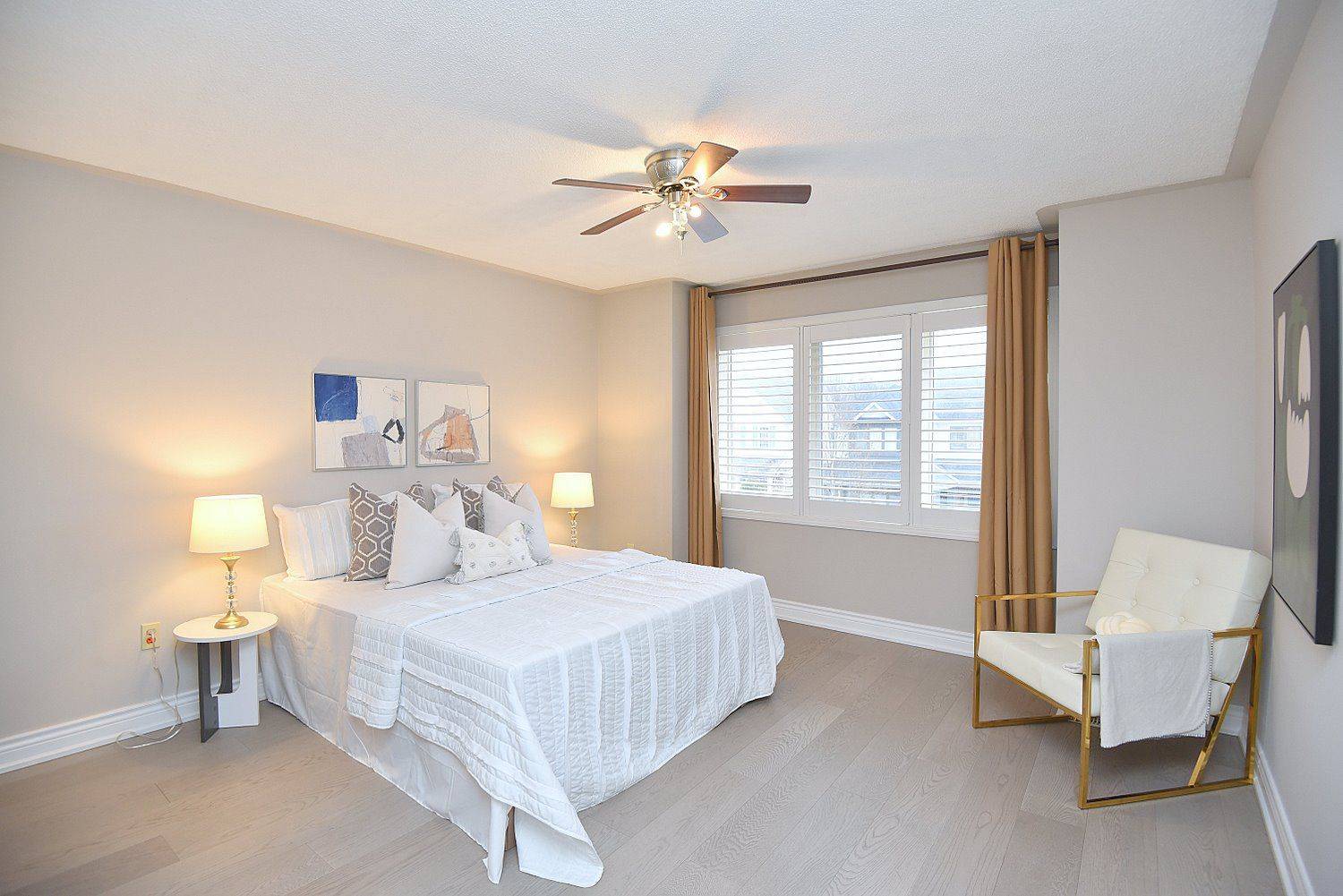 Burlington, ON L7L 6G7,5109 Blue Spruce AVE