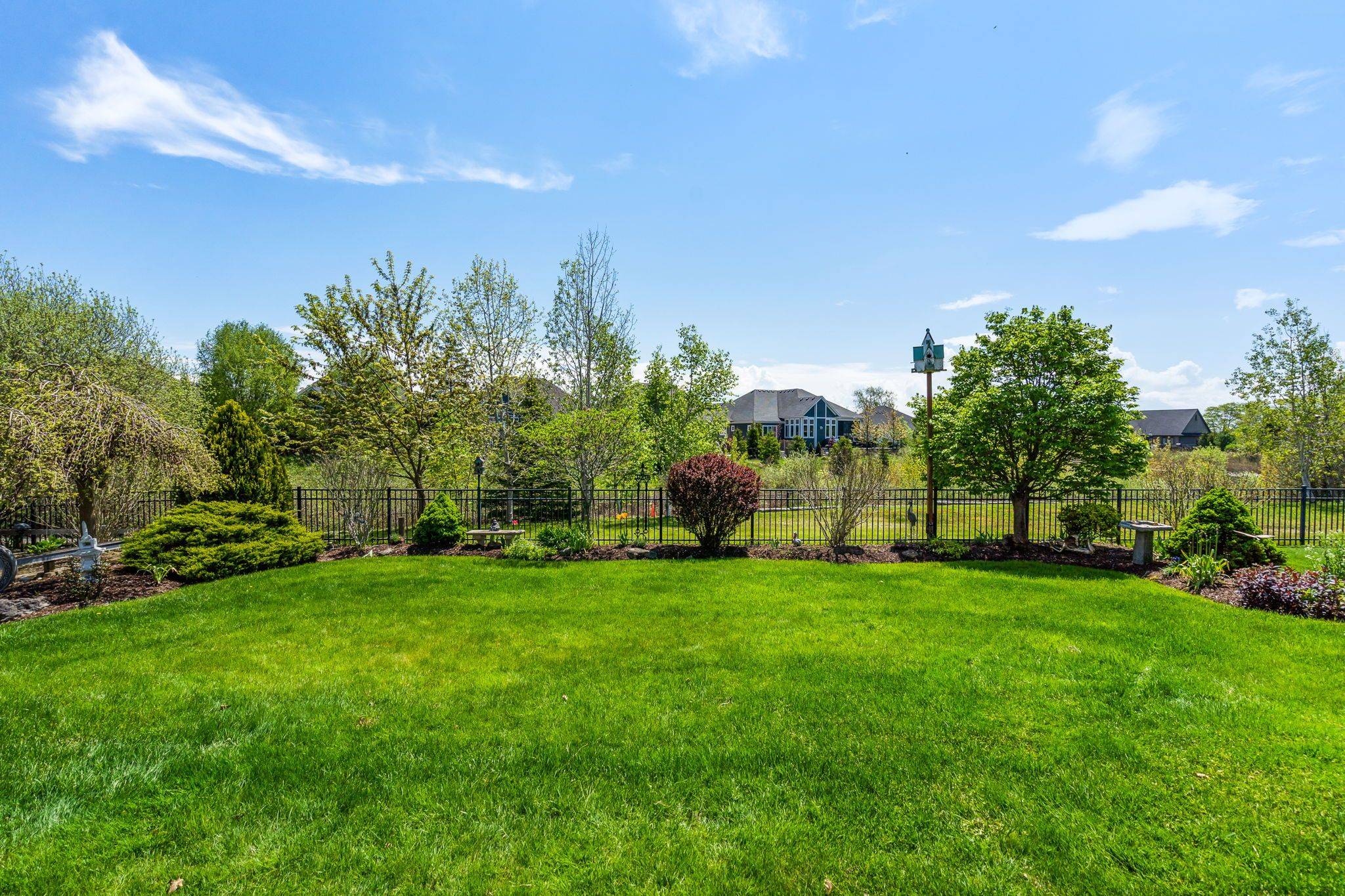 Fort Erie, ON L0S 1N0,116 Sunrise CT