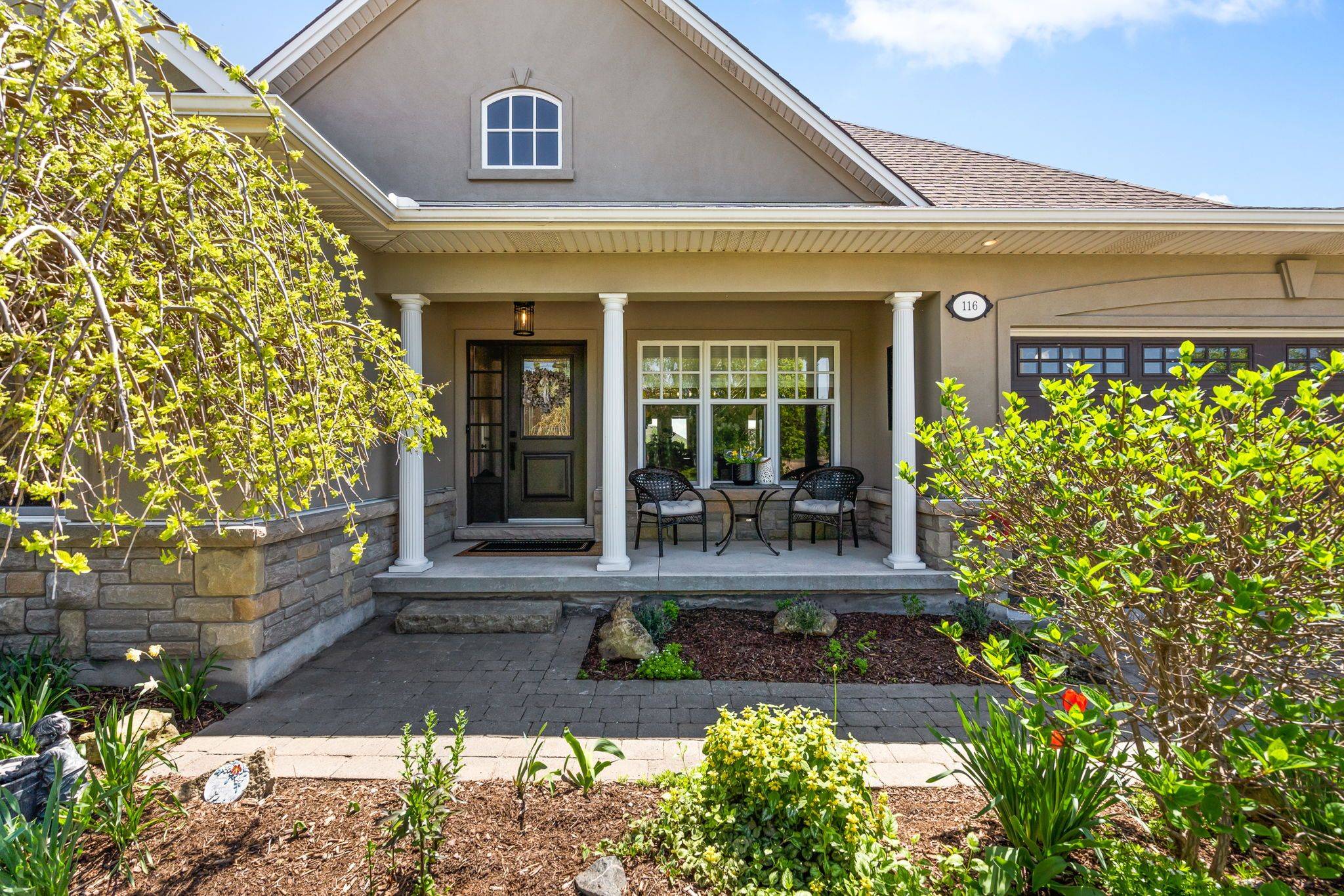 Fort Erie, ON L0S 1N0,116 Sunrise CT