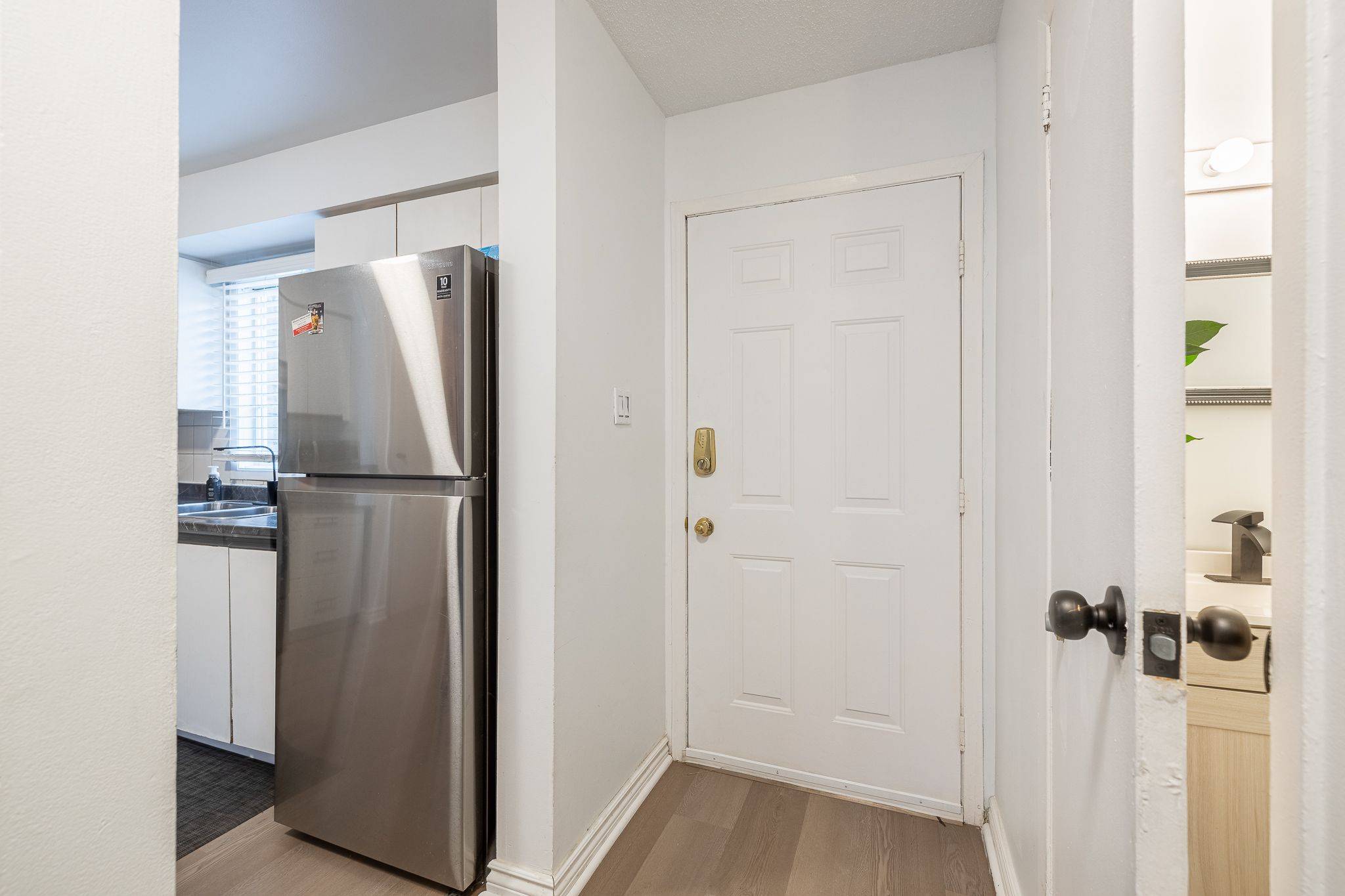 Niagara Falls, ON L2H 2X6,8136 Coventry RD #63