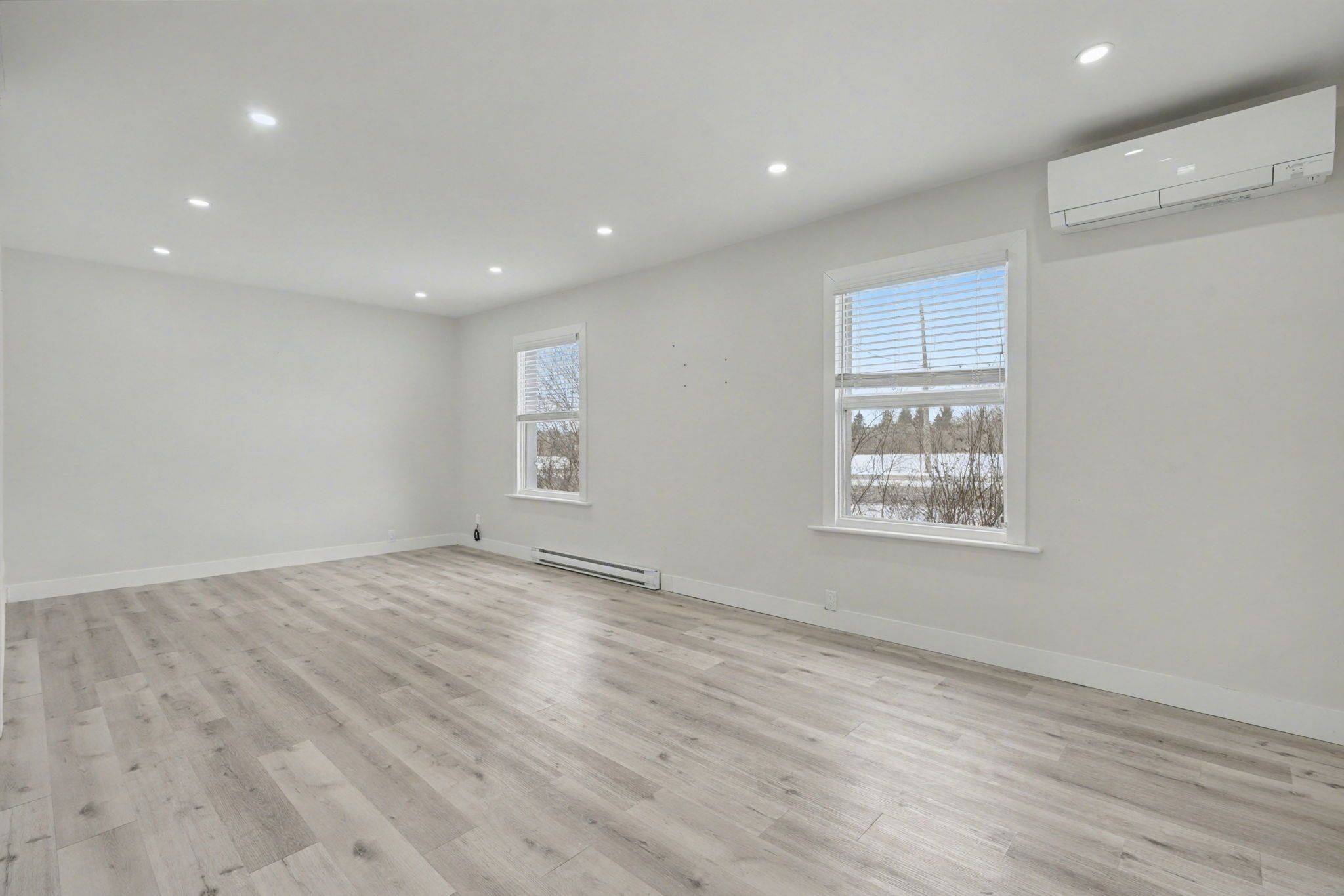 Hamilton, ON L0R 1A0,2546 Wilson ST