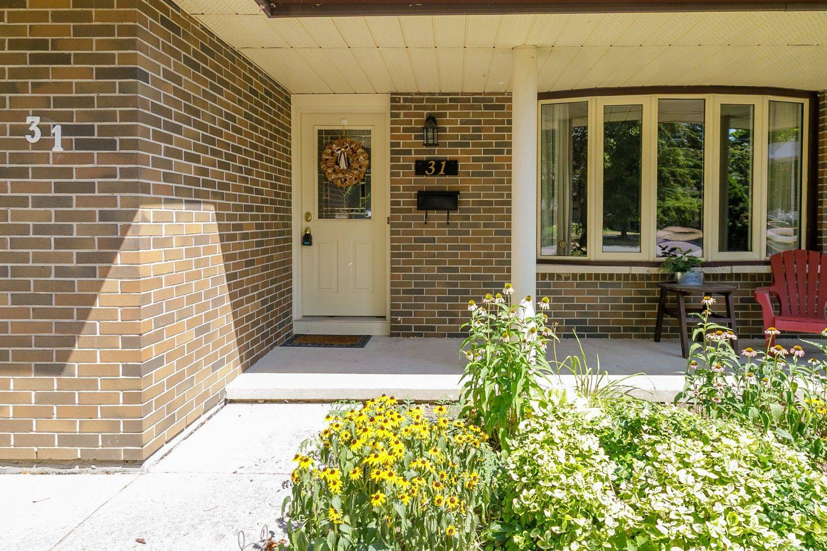 Belleville, ON K8P 4L2,31 Lexington CRES