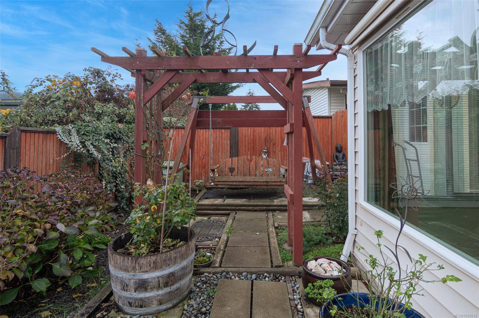 Salt Spring, BC V8K 1S2,135 Brinkworthy Rd #2074