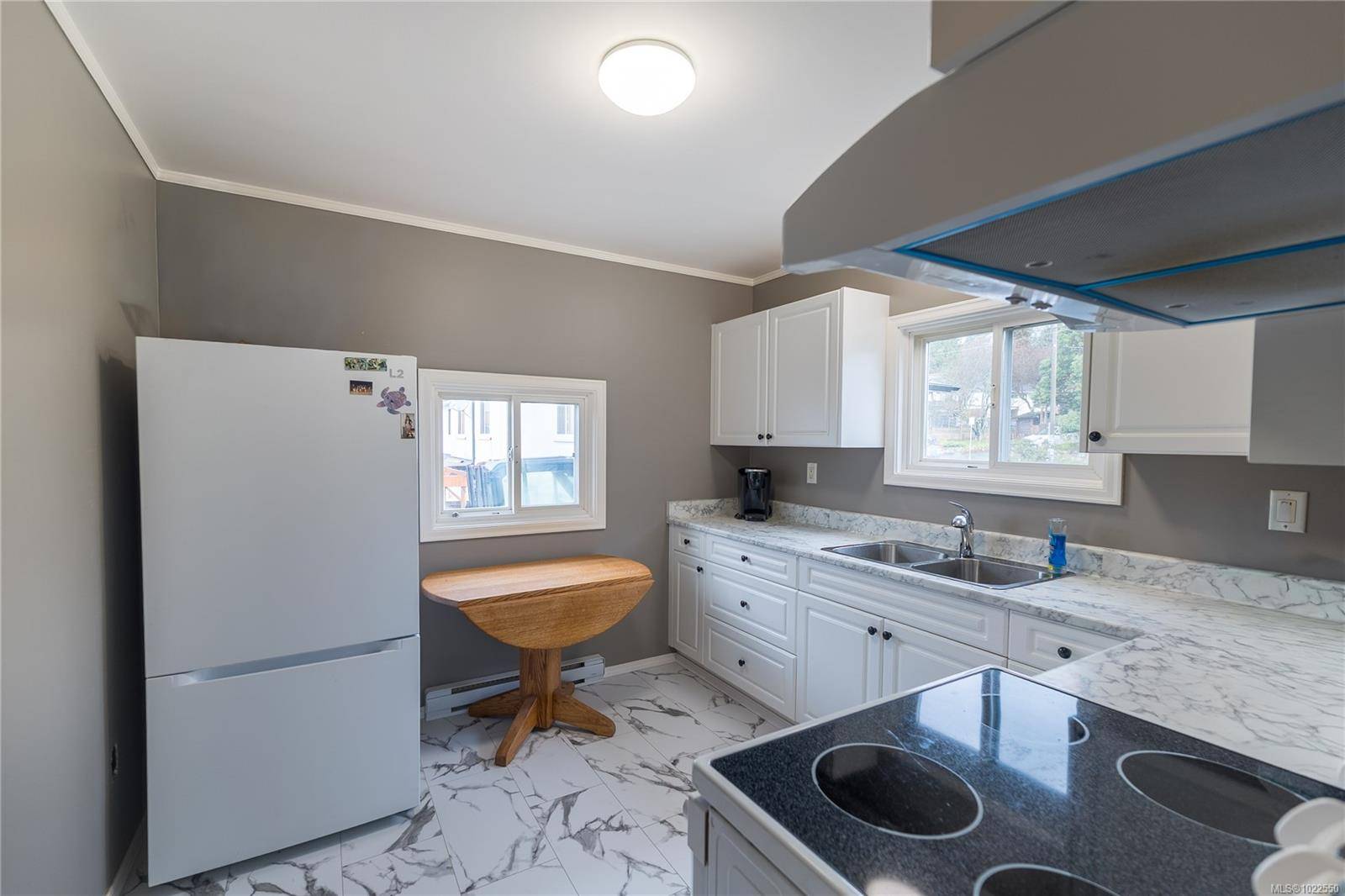 Esquimalt, BC V9A 2P1,847 Admirals Rd