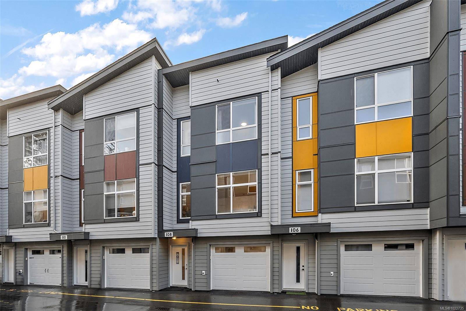 Langford, BC V9C 0R2,2130 Triangle Trail #108