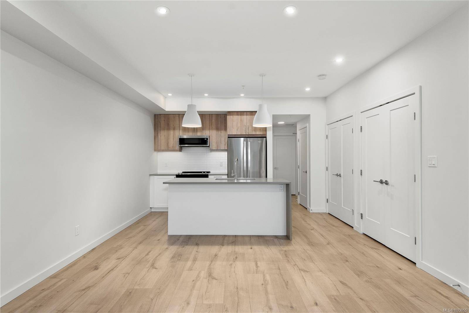 Campbell River, BC V9W 1A5,536 Island Hwy S #505