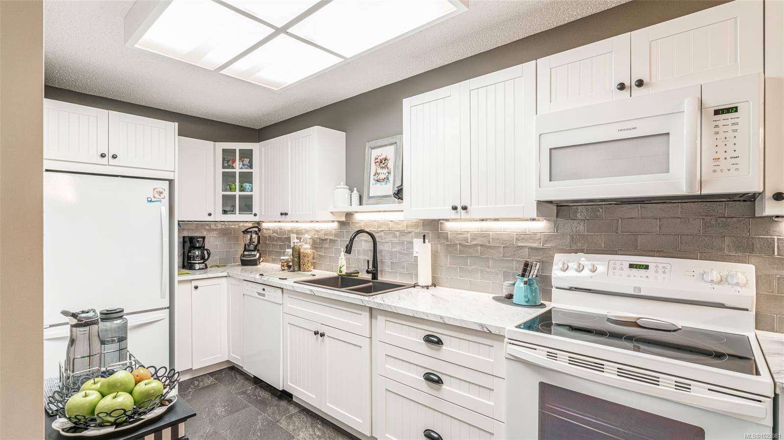 Parksville, BC V9P 1M6,309 Morison Ave #205