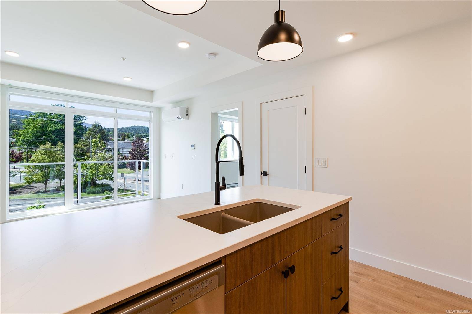 Ladysmith, BC V9G 0C3,201 Dogwood Dr #205