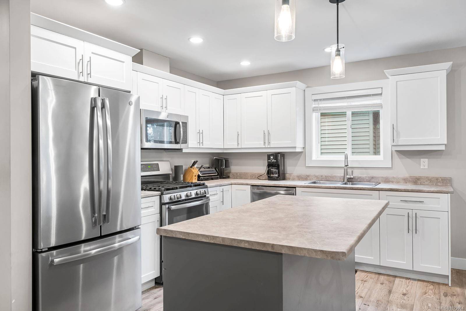 Nanaimo, BC V9X 0A9,2374 Extension Rd