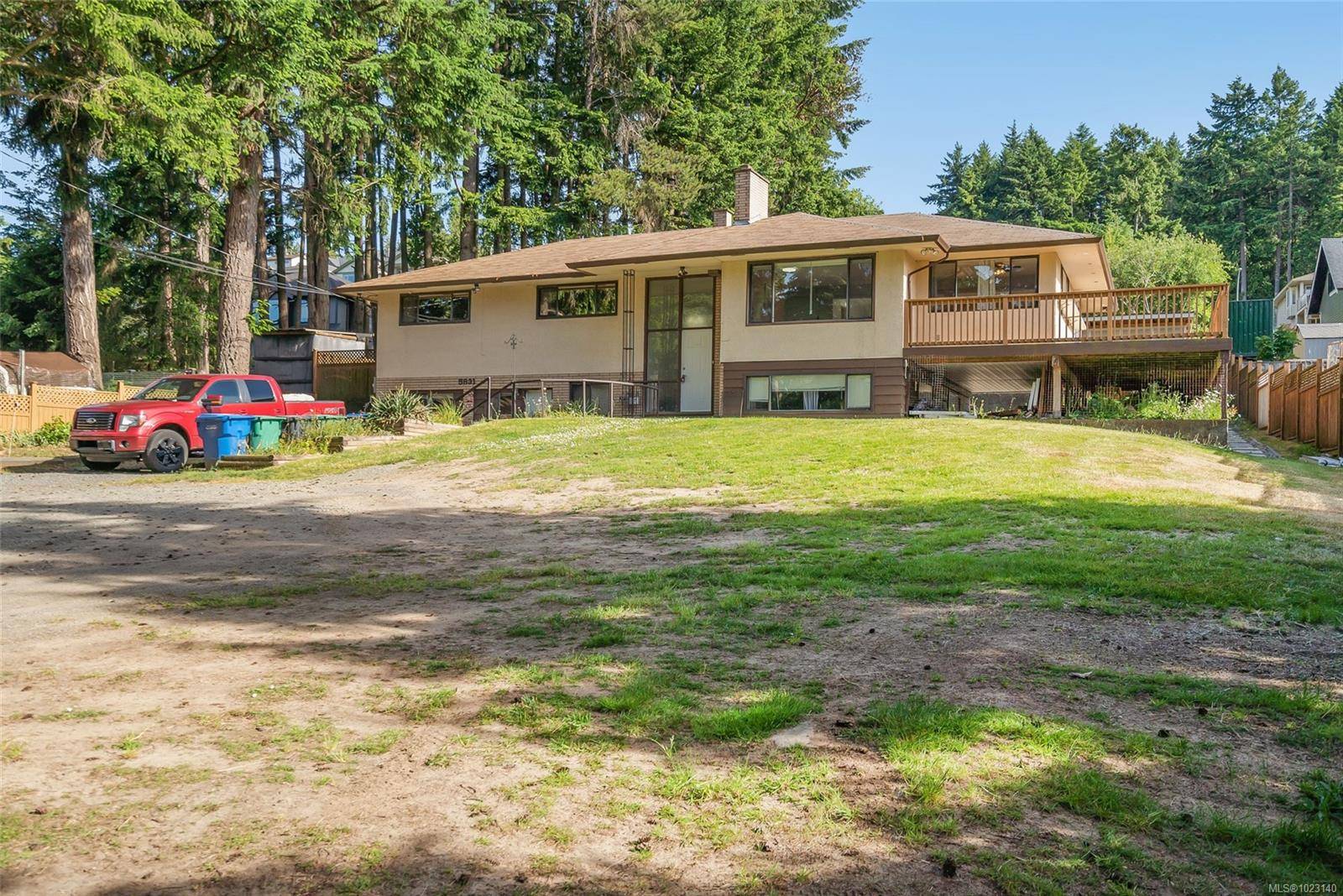 Nanaimo, BC V9T 5N3,5831 Hammond Bay Rd