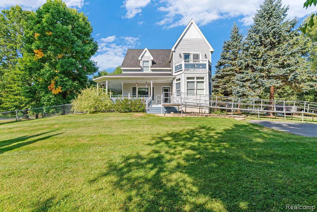 Howell, MI 48843,1476 County Farm RD