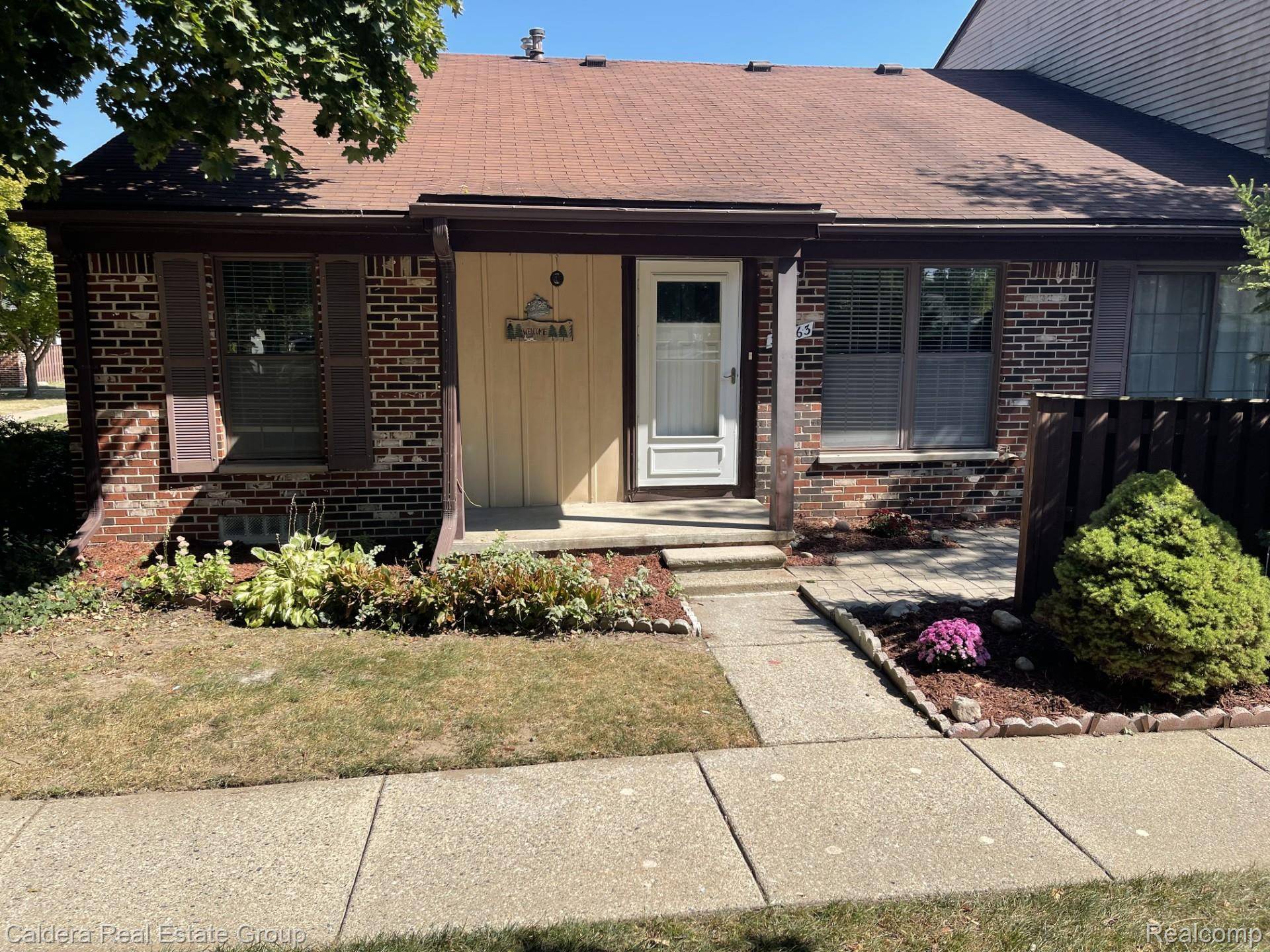 Clinton Township, MI 48038,39563 Heatherheath DR