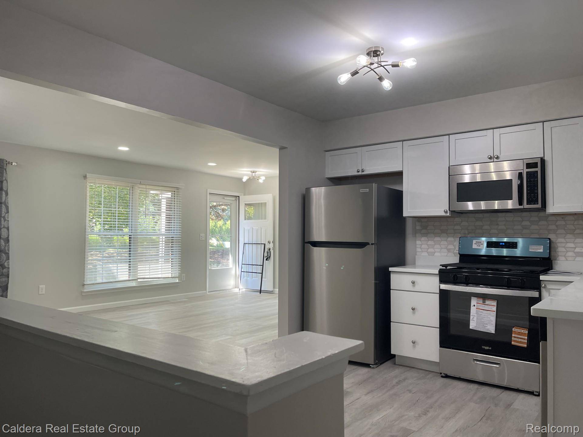 Clinton Township, MI 48038,39563 Heatherheath DR