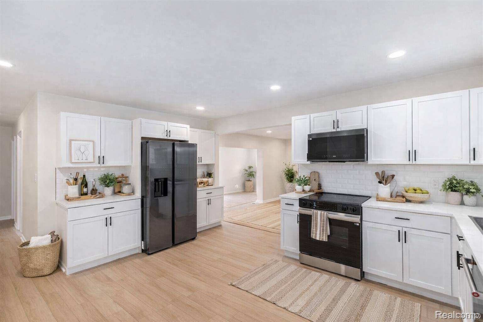 Clinton Township, MI 48035,35304 Simco DR