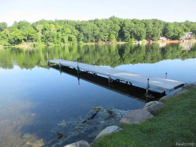 Clarkston, MI 48348,4870 LAKEVIEW BLVD