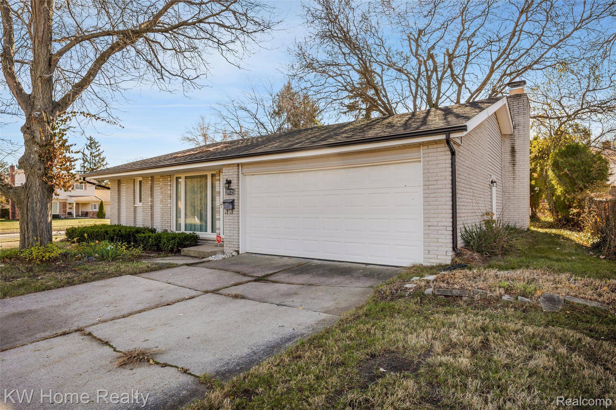 Southfield, MI 48076,20125 Harbor LN