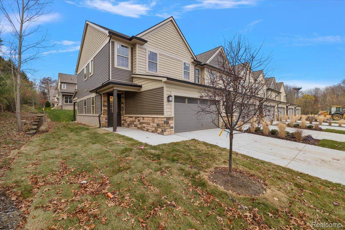 Brighton, MI 48116,11374 Langfeld SPUR