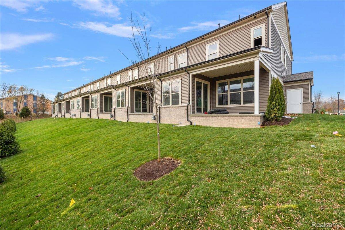 Brighton, MI 48116,11374 Langfeld SPUR