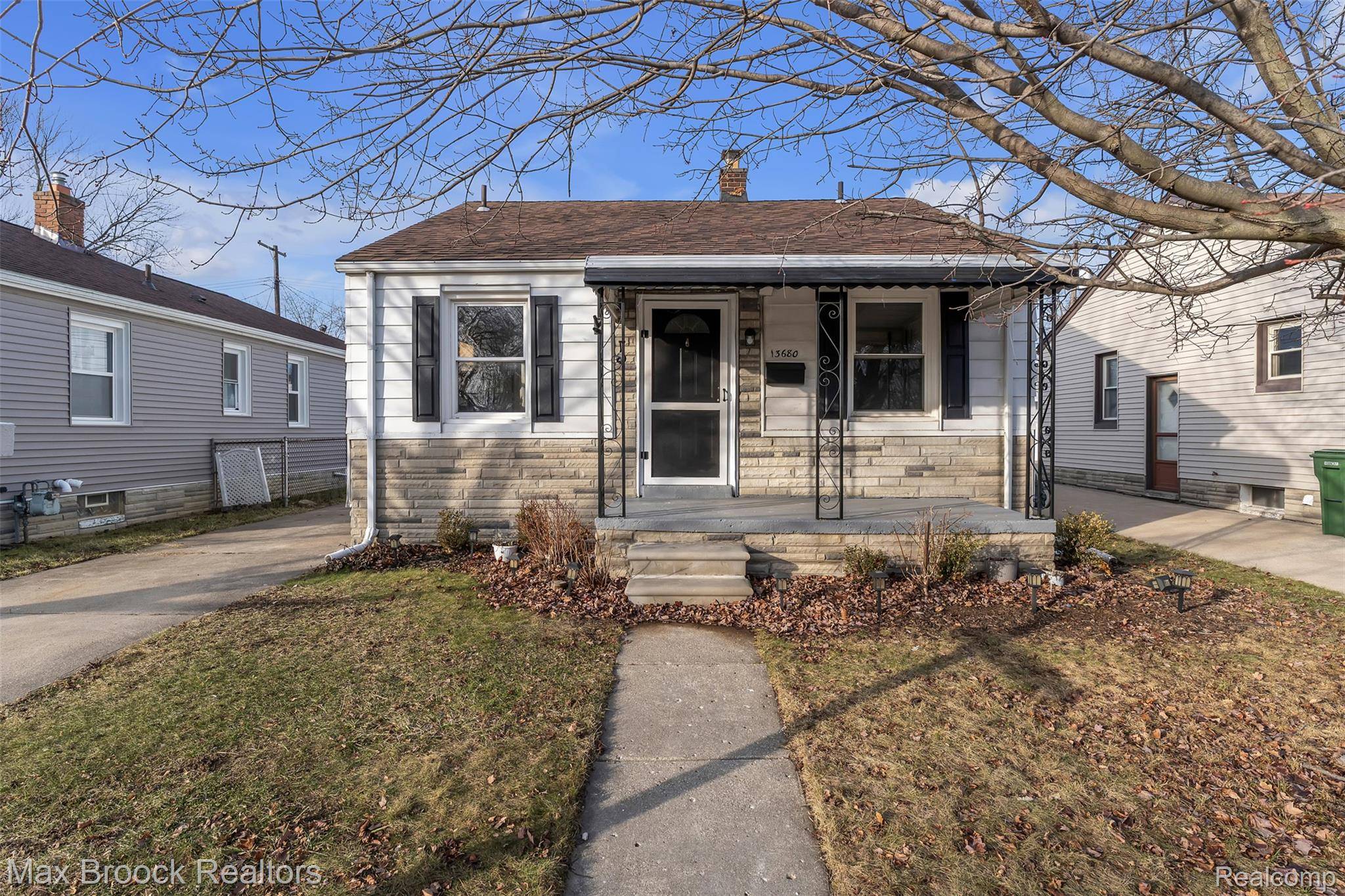 Southgate, MI 48195,13680 Agnes ST