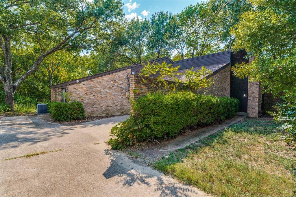 Desoto, TX 75115,512 Spinner Road