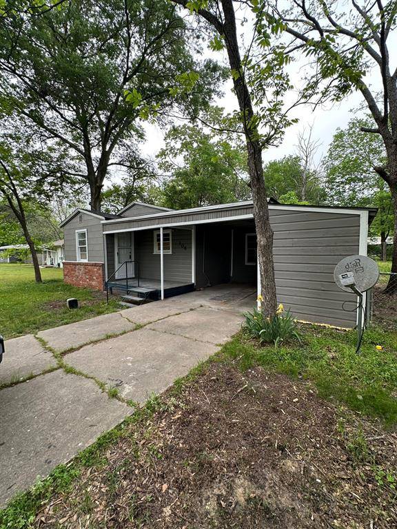 Bogata, TX 75417,106 Circle Drive