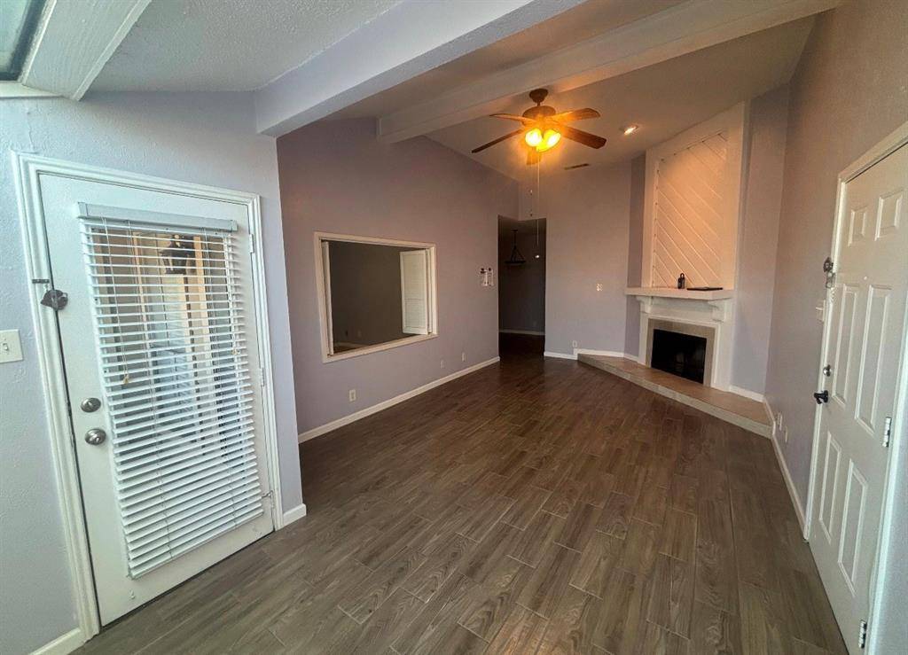 Arlington, TX 76011,2105 Count Fleet Drive #212