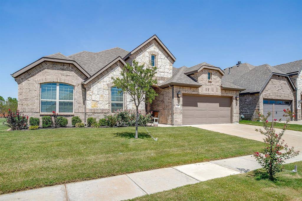 Burleson, TX 76028,320 Ben Thomas Street