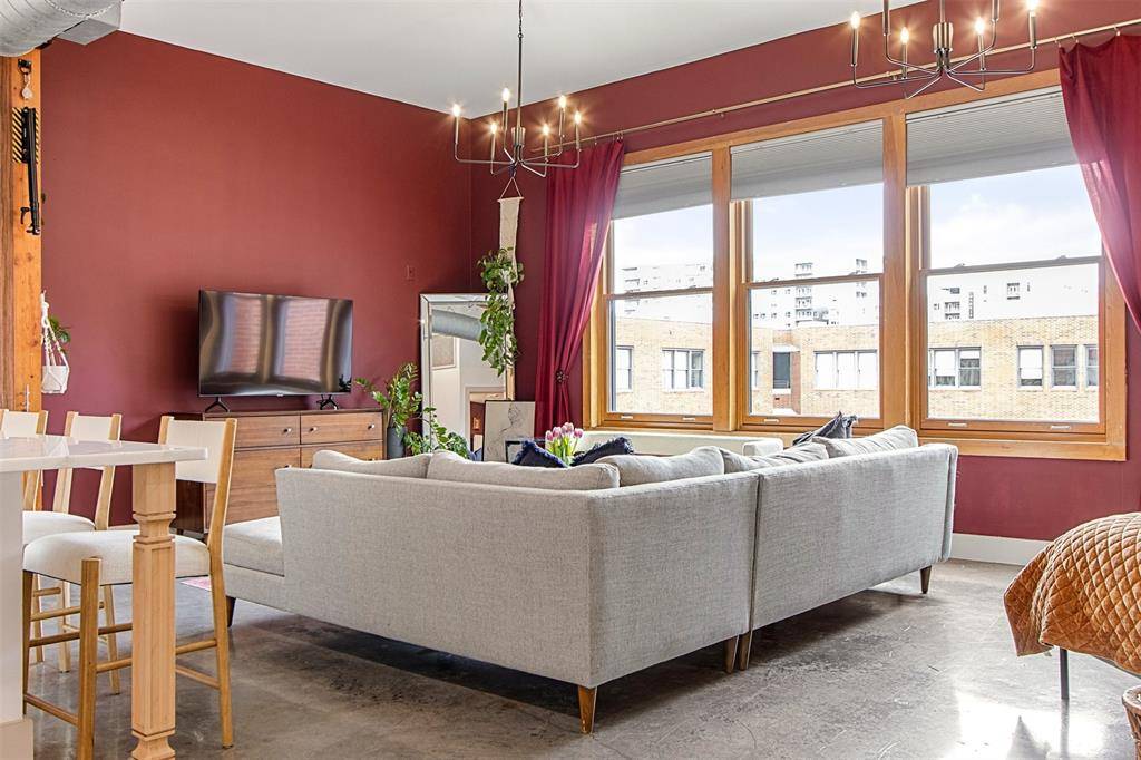 Dallas, TX 75204,2502 Live Oak Street #333