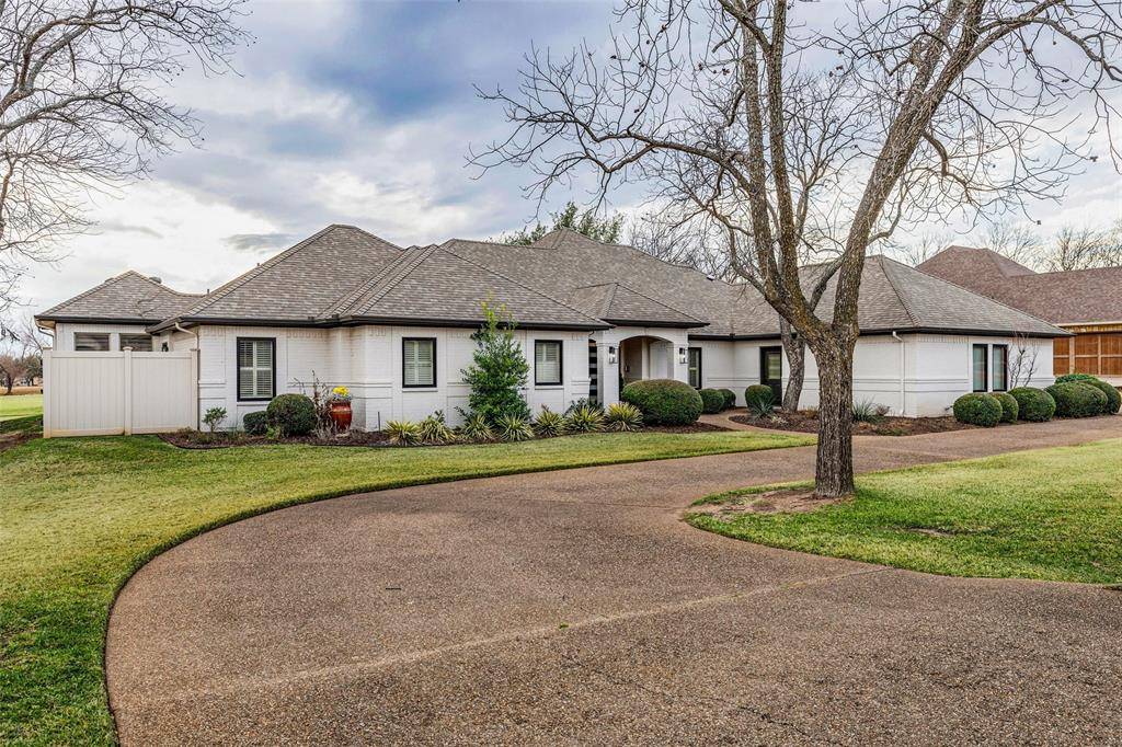 Granbury, TX 76049,5605 Flagstick Drive