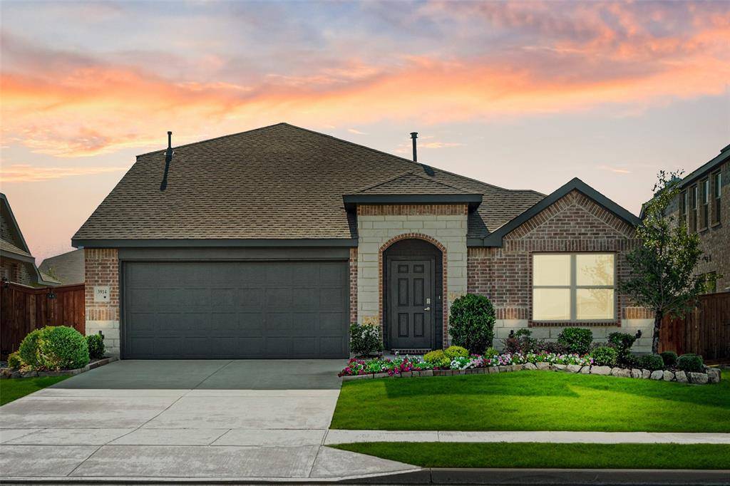 Forney, TX 75126,3914 Hometown Boulevard