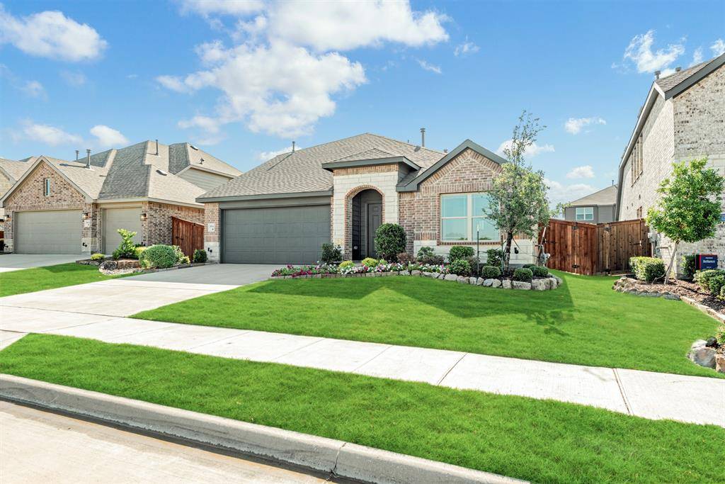 Forney, TX 75126,3914 Hometown Boulevard