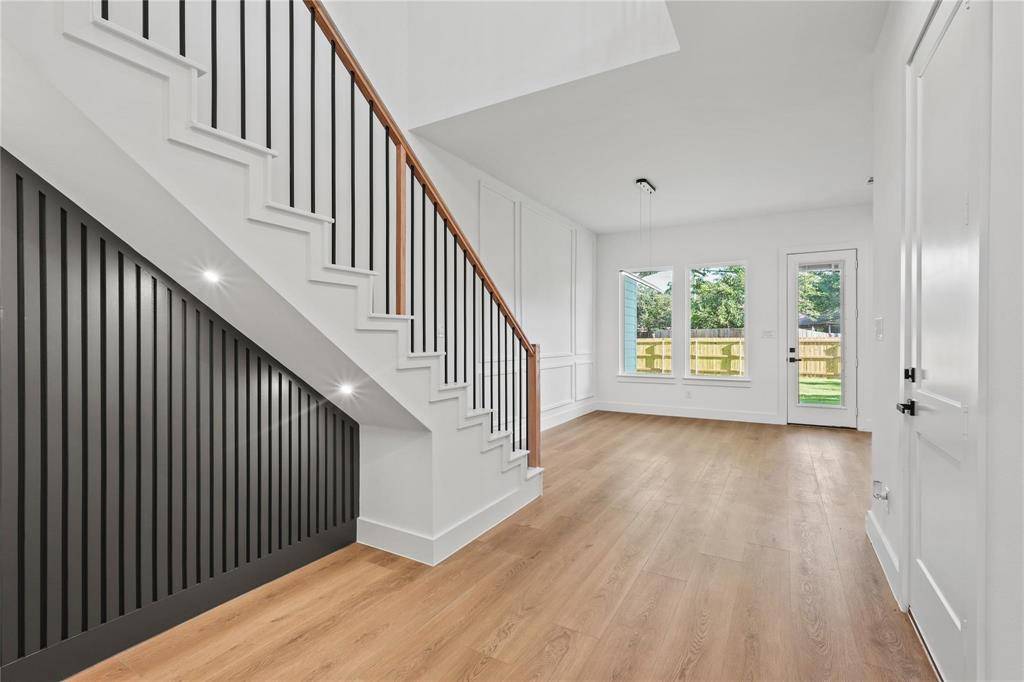 Dallas, TX 75228,2820 Barnes Bridge Road