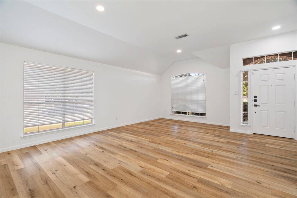 Waxahachie, TX 75167,200 Valley View Drive