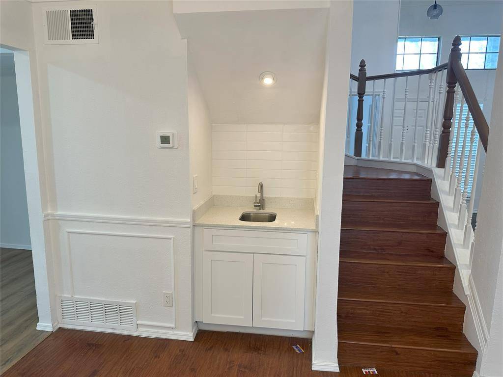 Plano, TX 75025,1616 Urbana Circle