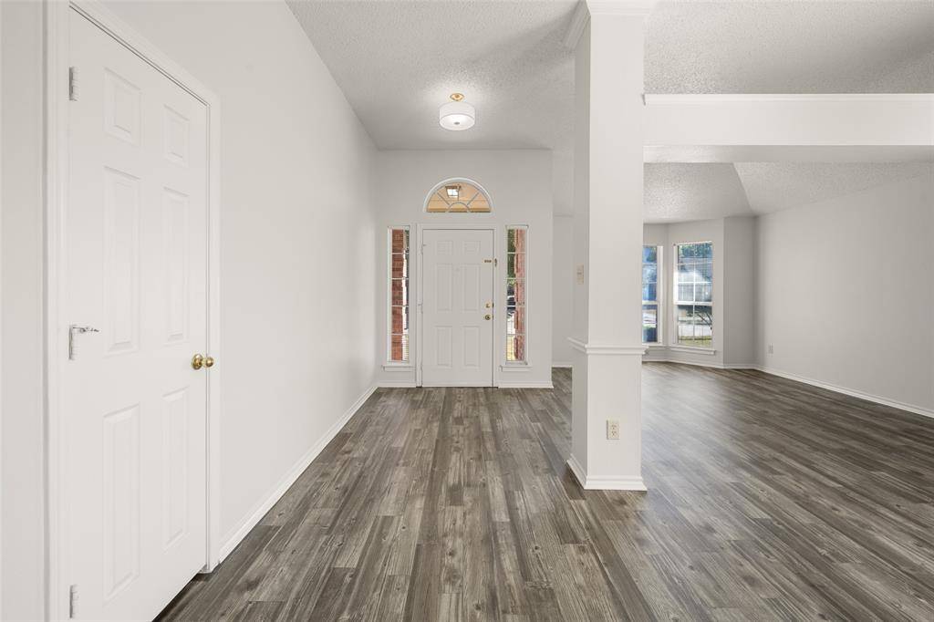 Lancaster, TX 75134,1417 WARWICK Drive