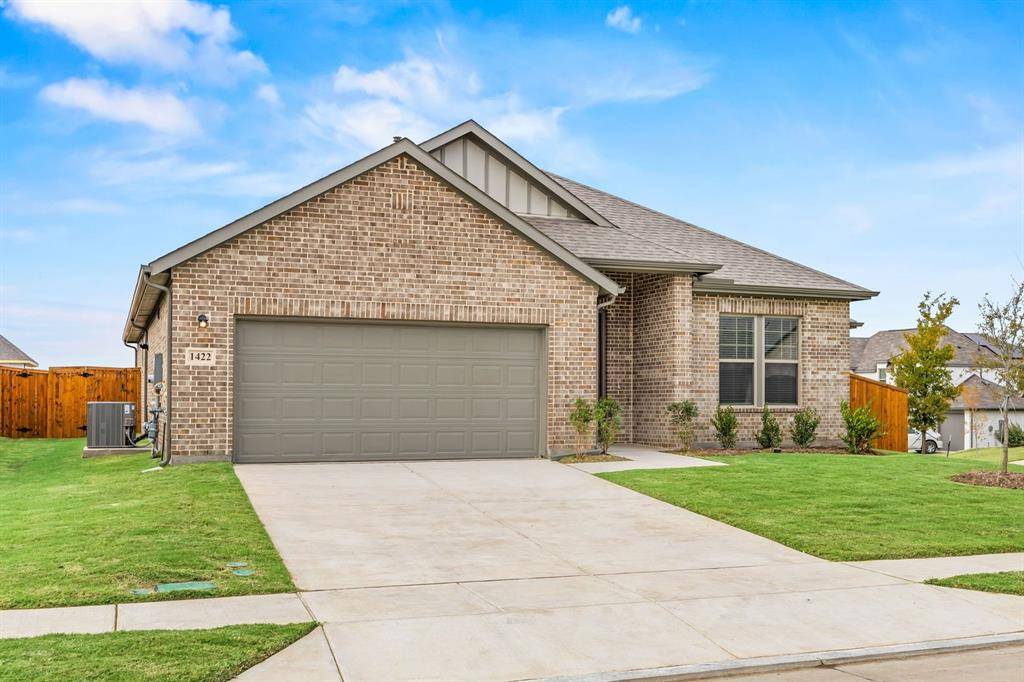Van Alstyne, TX 75495,1507 Red Clover Avenue