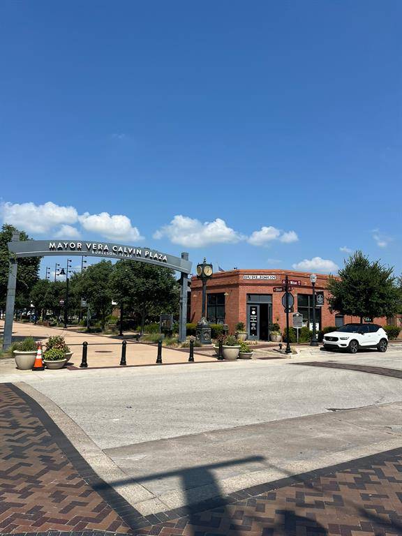 Burleson, TX 76028,212 S Warren Street