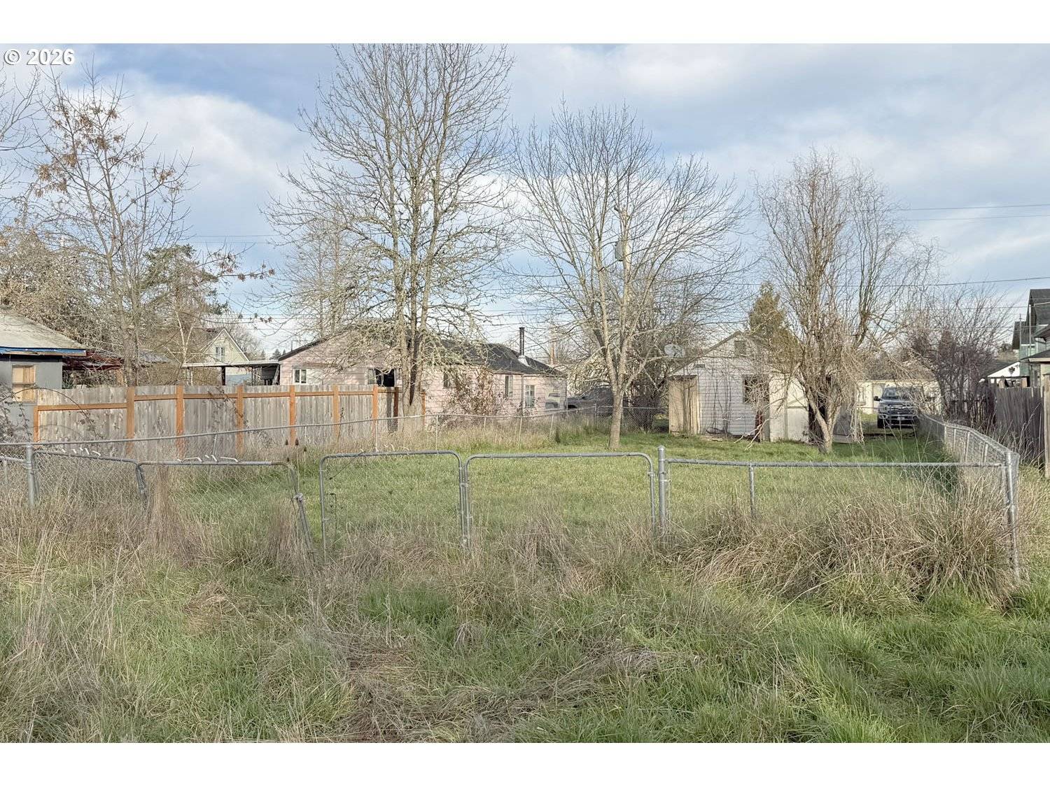 Eugene, OR 97405,660 E 32ND AVE