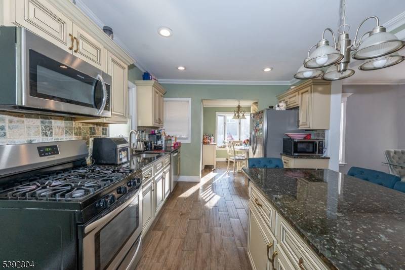 Rahway City, NJ 07065,807 Jaques Ave