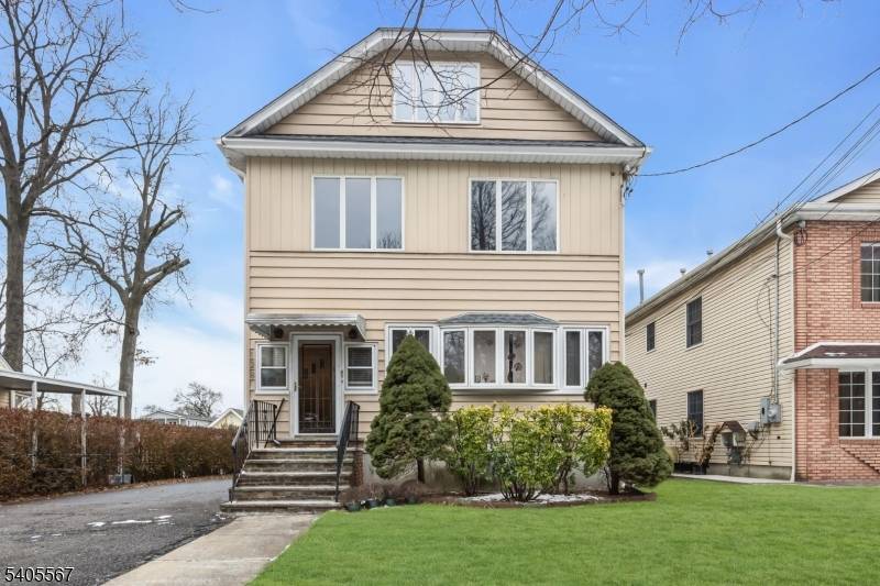 Roselle Park Boro, NJ 07204,128 E Colfax Ave #2