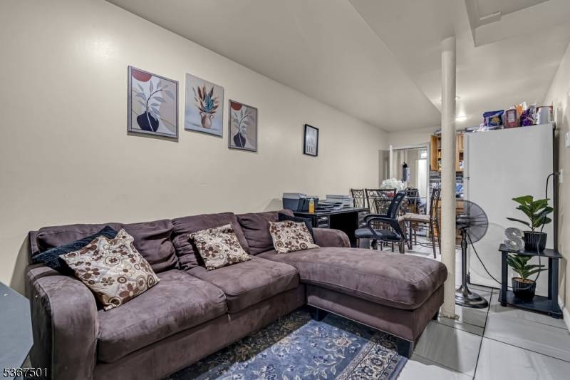 Irvington Twp., NJ 07111,122 Harper Ave