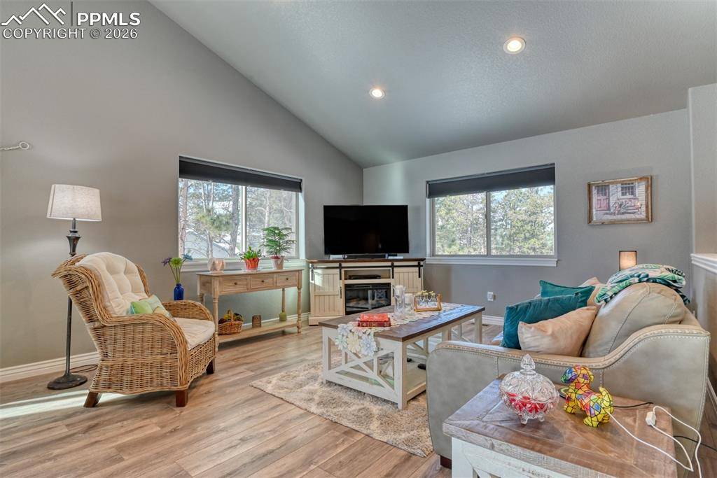 Florissant, CO 80816,24 Big Horn CIR