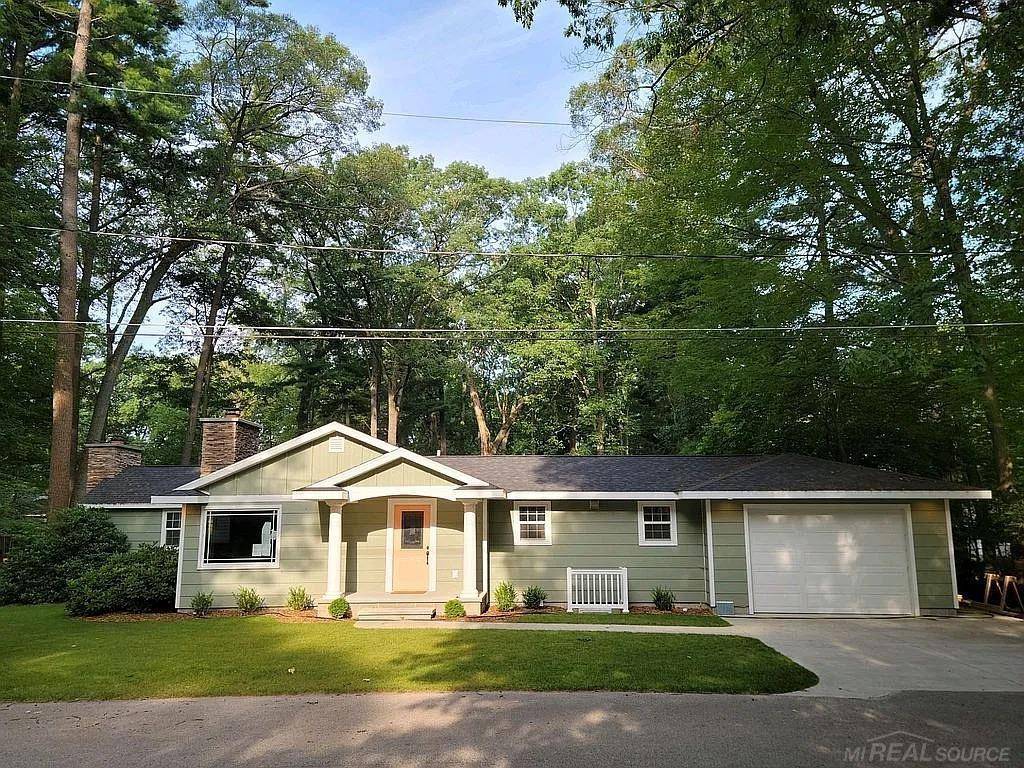 Whitehall, MI 49461,1420 Moody ST