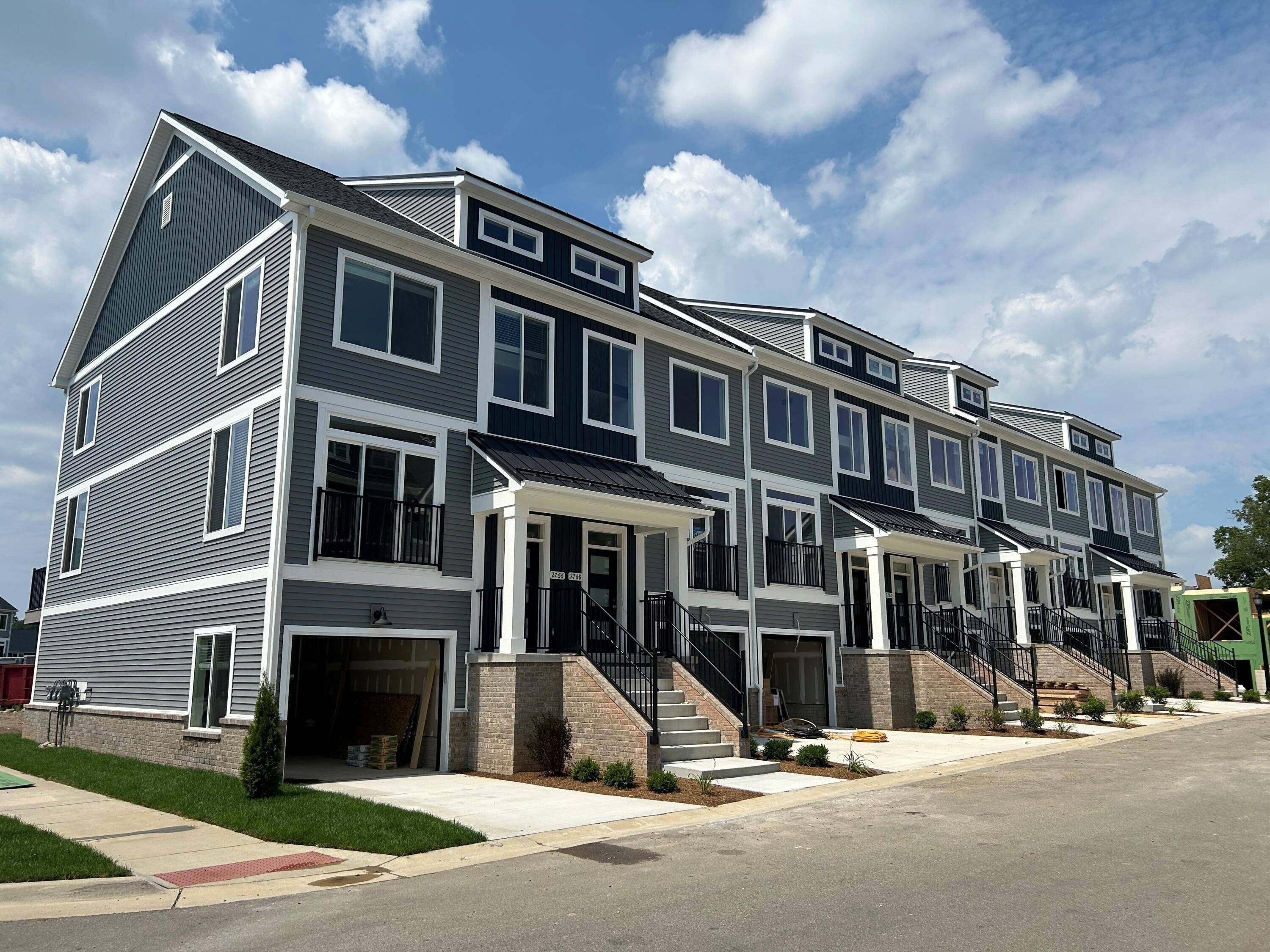 Ann Arbor, MI 48105,2772 Bristol Ridge DR #35